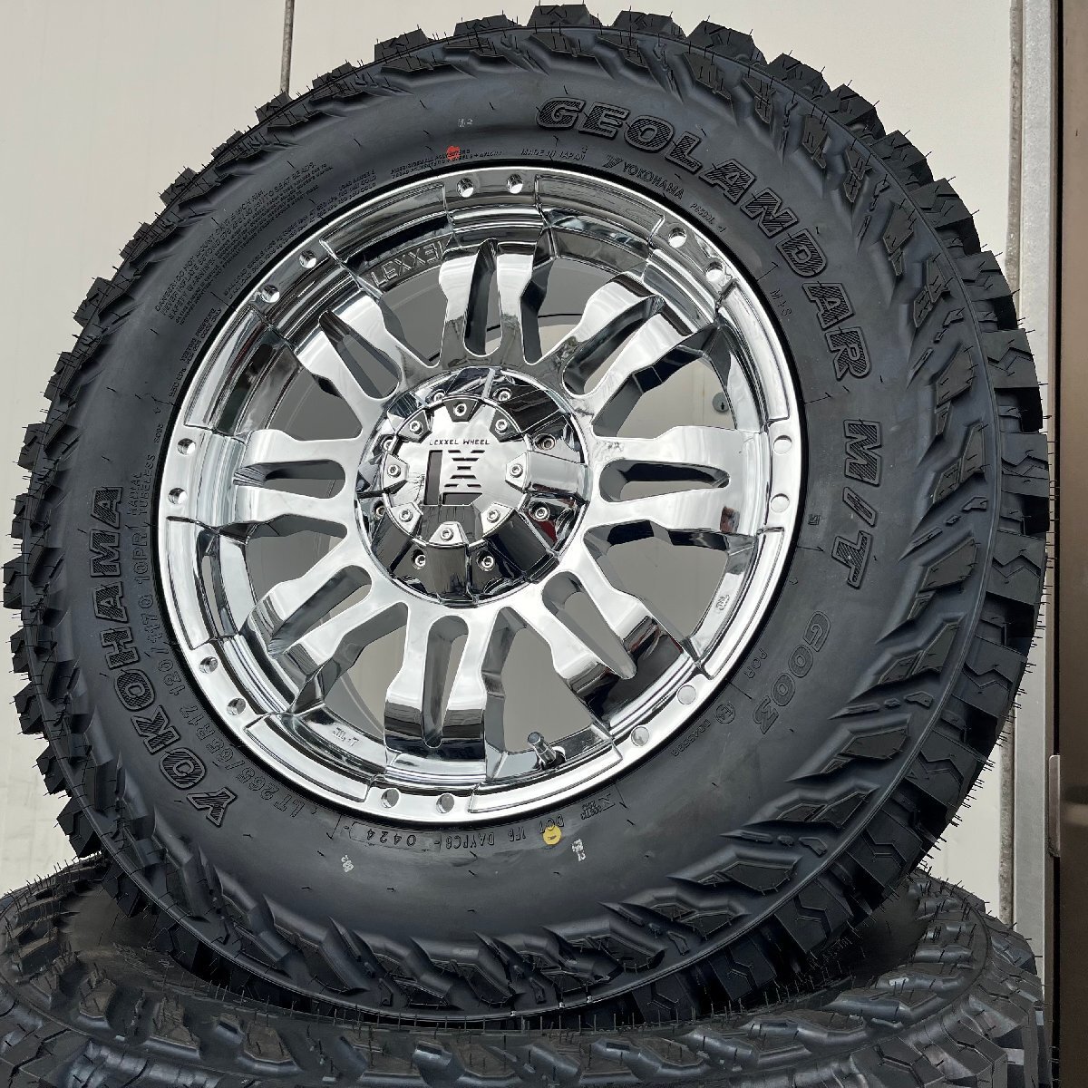 背面用付き（5本セット）Jeep ラングラー JK JL クロームメッキ Balano 17インチ ヨコハマ ジオランダー G003 265/70R17 285/70_画像1