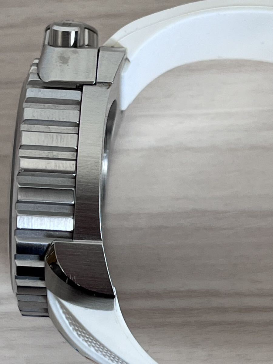 BOMBERG ボンバーグ BOLT-68 クロマ2 Chroma 2WAY 腕時計 懐中時計 クォーツ ホワイト マルチカラー BS45CHSS 送料無料の画像4