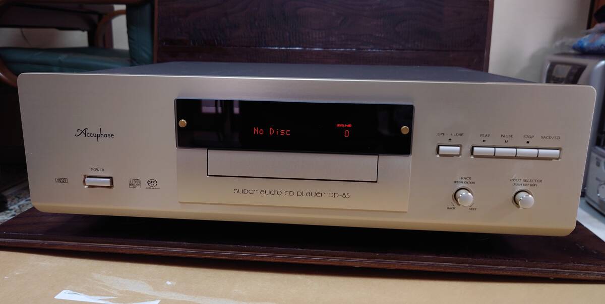 Accuphase アキュフェーズ SACD/ＣＤプレーヤーDP-85 メーカー１年保証付きの画像1