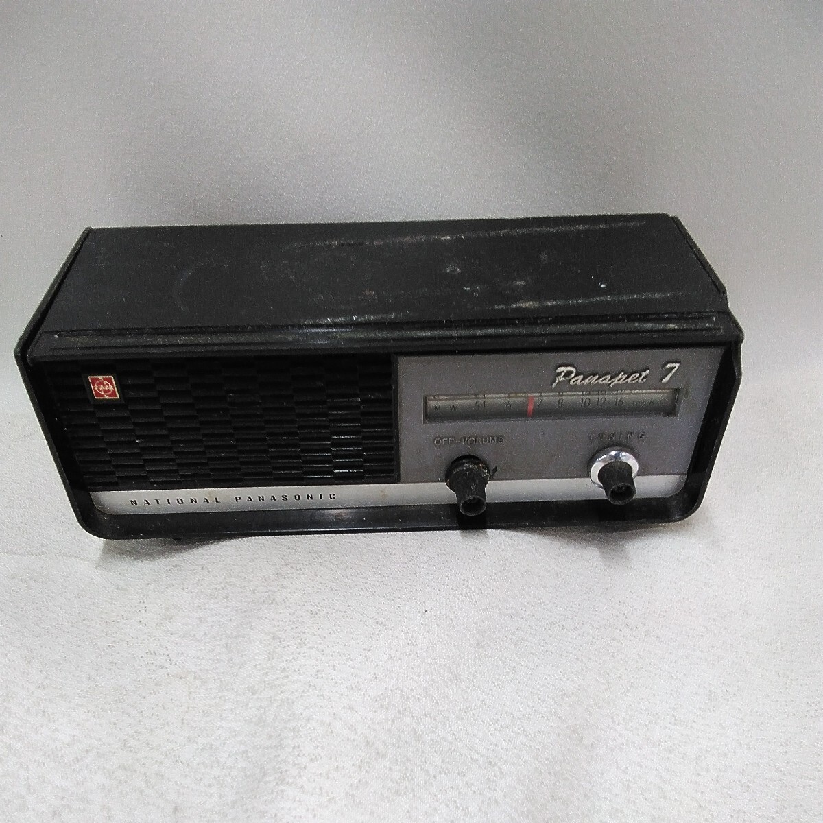 g_t U742 AM radio Showa Retro Panasonic ( National ) AM radio [ panama pet 7] crack, breaking equipped. breakdown equipped.] junk 