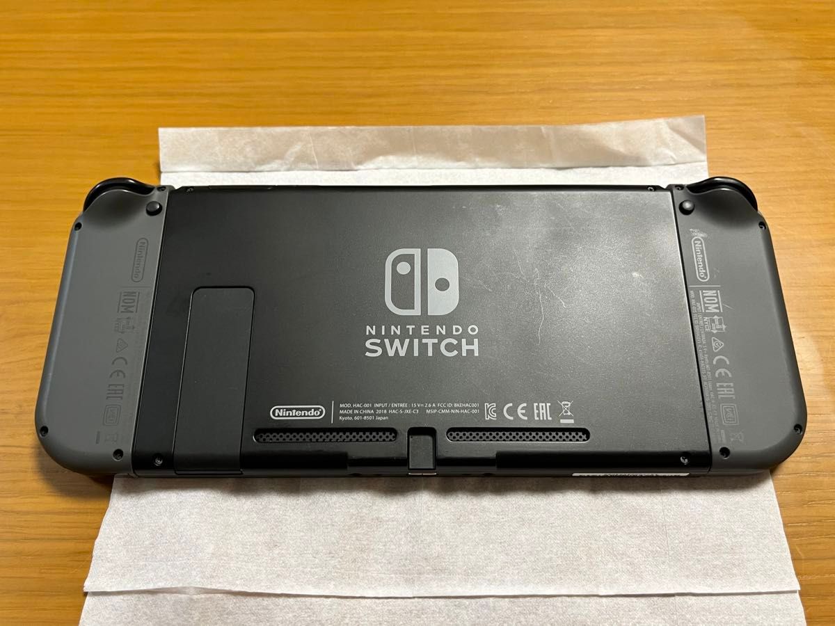 美品 スイッチ Switch 2018年製 本体ジョイコンセット 液晶キズ 美品 スイッチ Switch 2018年製 本体ジョイコンセット 液晶キズ