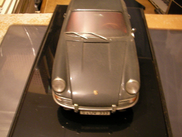 オートアート　1/18 　Porsche Museum ポルシェ911 2.0 クーペ　1964年　　展示品　ジャンク品_画像7