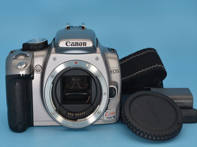 ★中古品 キャノン CANON EOS Kiss Digital N  シルバーボディ【実動品】◆◆の画像1