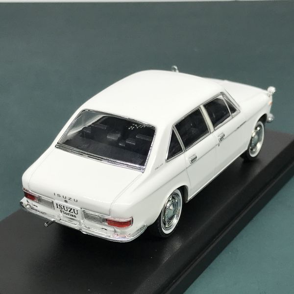 いすゞ フローリアン 1967 1/43 国産名車 コレクション アシェット Isuzu Florianの画像8