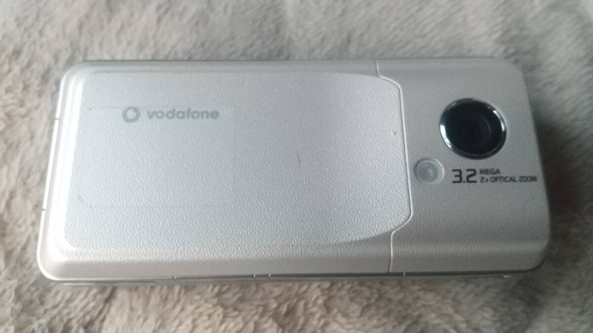 ▲ジャンク品▲vodafone 903SH 本体のみ バッテリー 裏ブタあり 電源入らず 定形外郵便発送250円