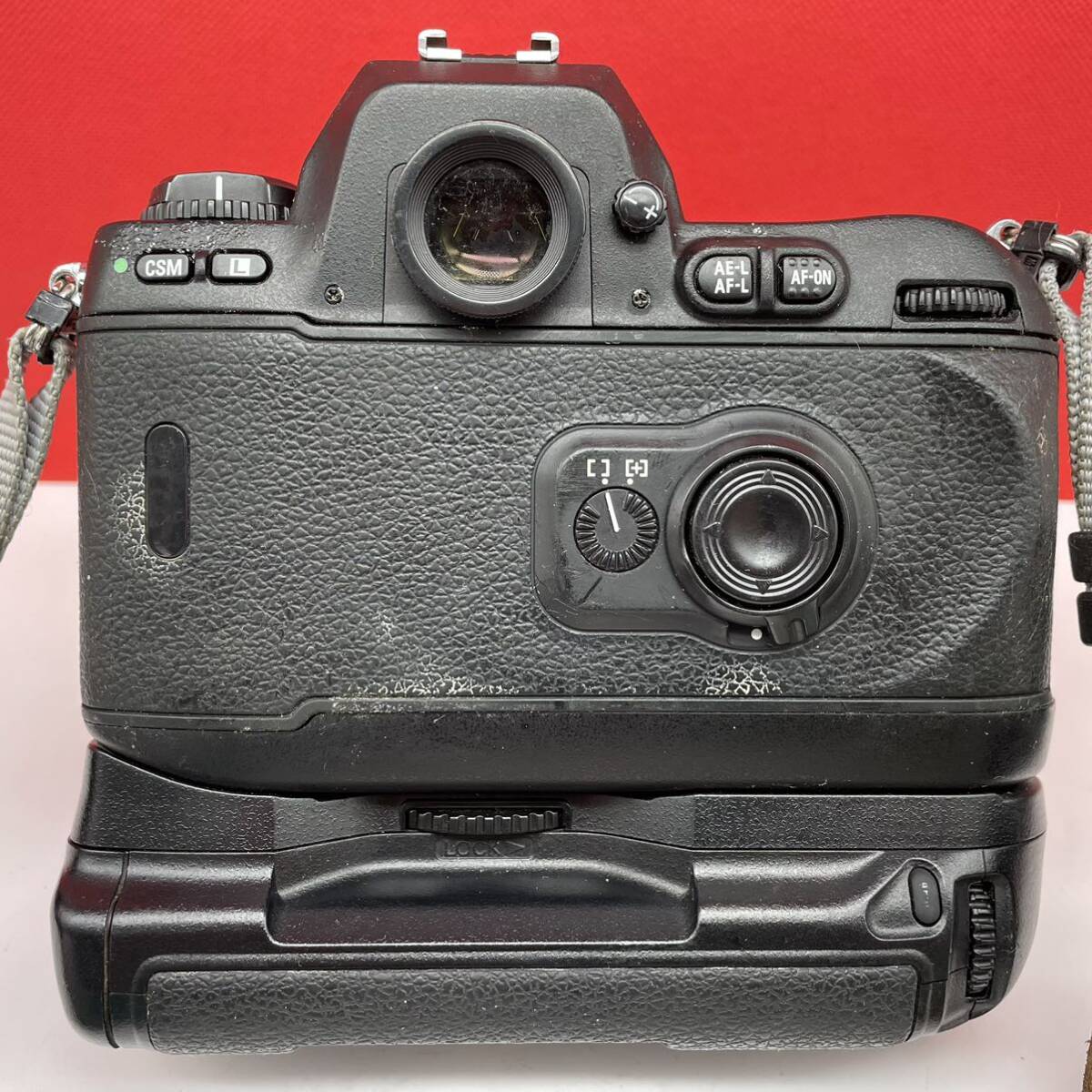 □ Nikon F100 フィルムカメラ 一眼レフカメラ ボディAF NIKKOR 24-120mm F3.5-5.6 D レンズ ジャンク ニコン_画像3