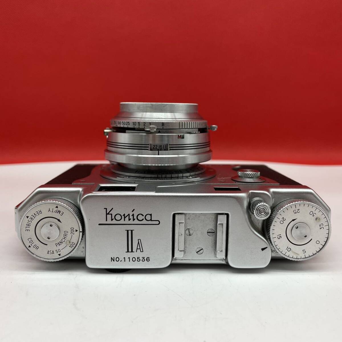 □ Konica IIA レンジファインダー フィルムカメラ Hexanon 48mm F2 □ Konica IIA レンジファインダー フィルムカメラ Hexanon 48mm F2