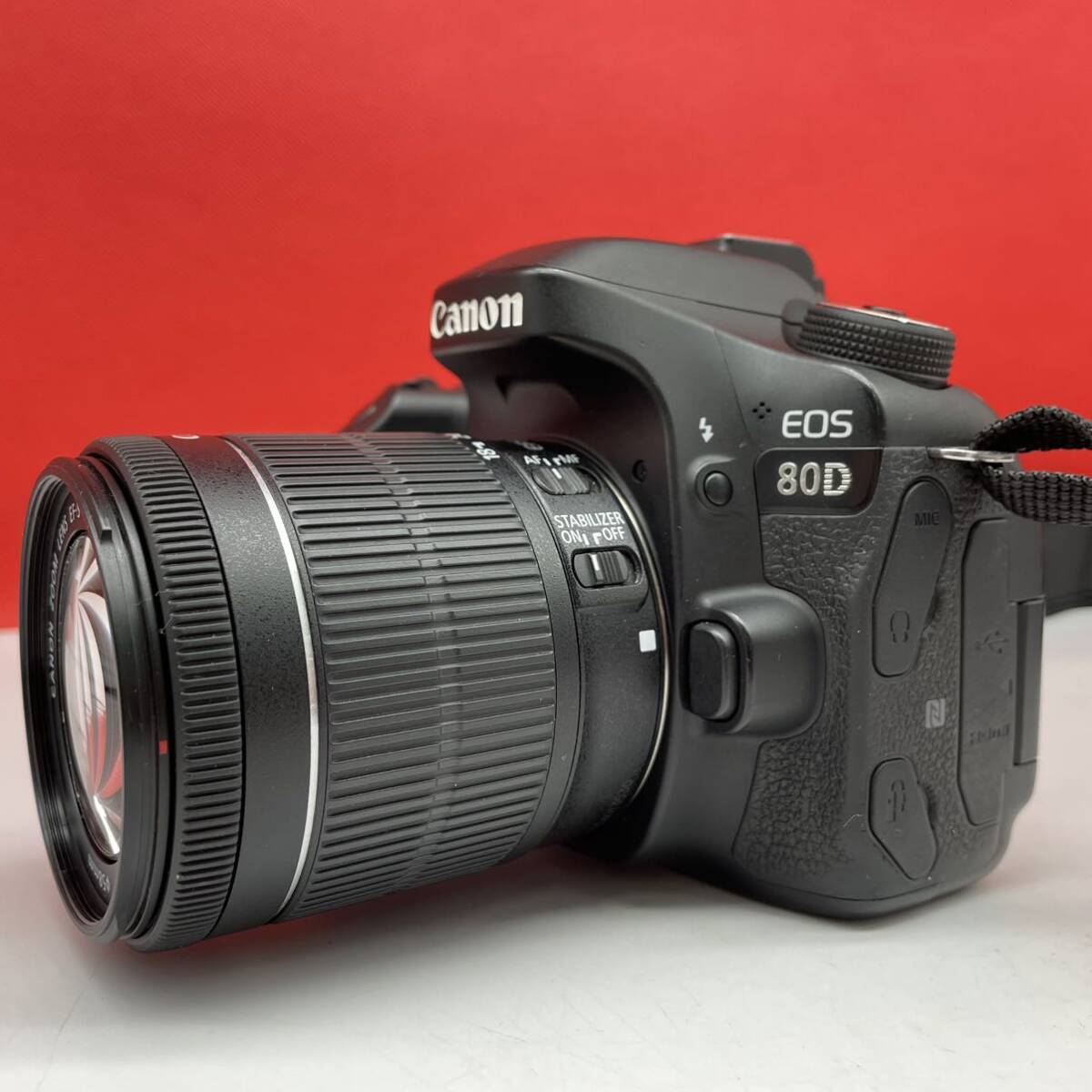 □ Canon EOS 80D デジタル一眼レフカメラ ボディ EF-S 18-55mm F3.5-5.6 IS STM レンズ 動作確認済 バッテリー 付属品 キャノンの画像4
