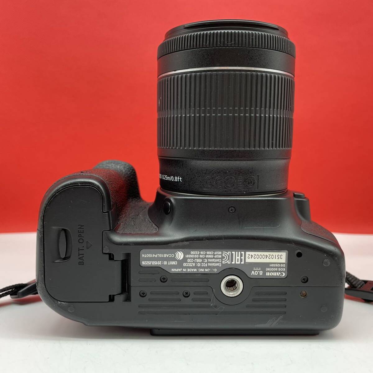 □ Canon EOS 80D デジタル一眼レフカメラ ボディ EF-S 18-55mm F3.5-5.6 IS STM レンズ 動作確認済 バッテリー 付属品 キャノンの画像6