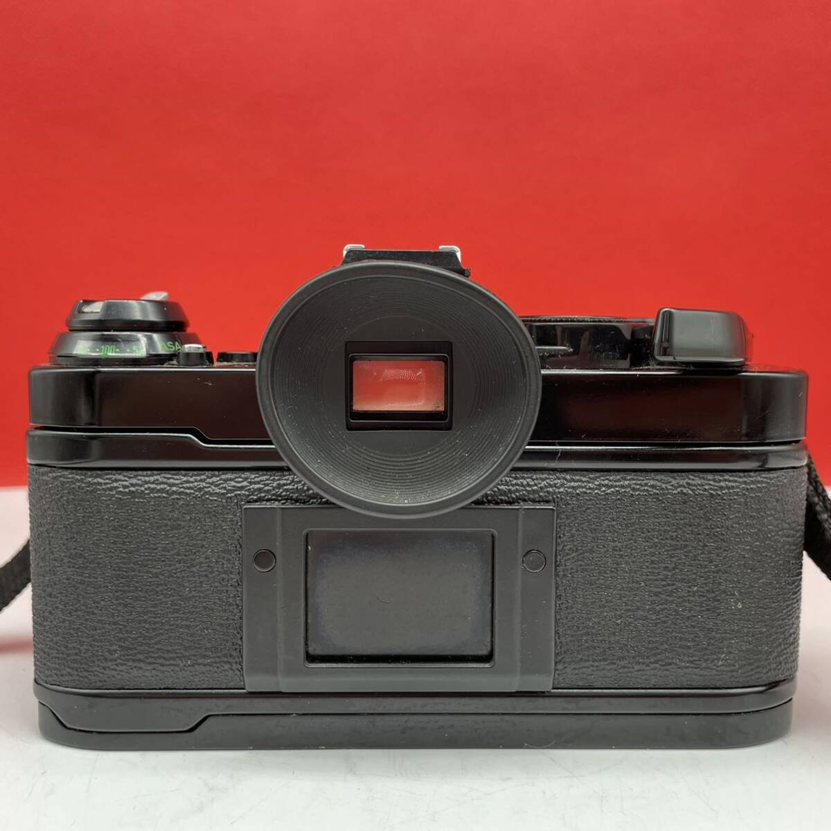 □ Canon AE-1 PROGRAM ボディ ブラック NEW FD 35-105mm F3.5-4.5 レンズ フィルムカメラ 一眼レフカメラ シャッター、露出計OK キャノンの画像3