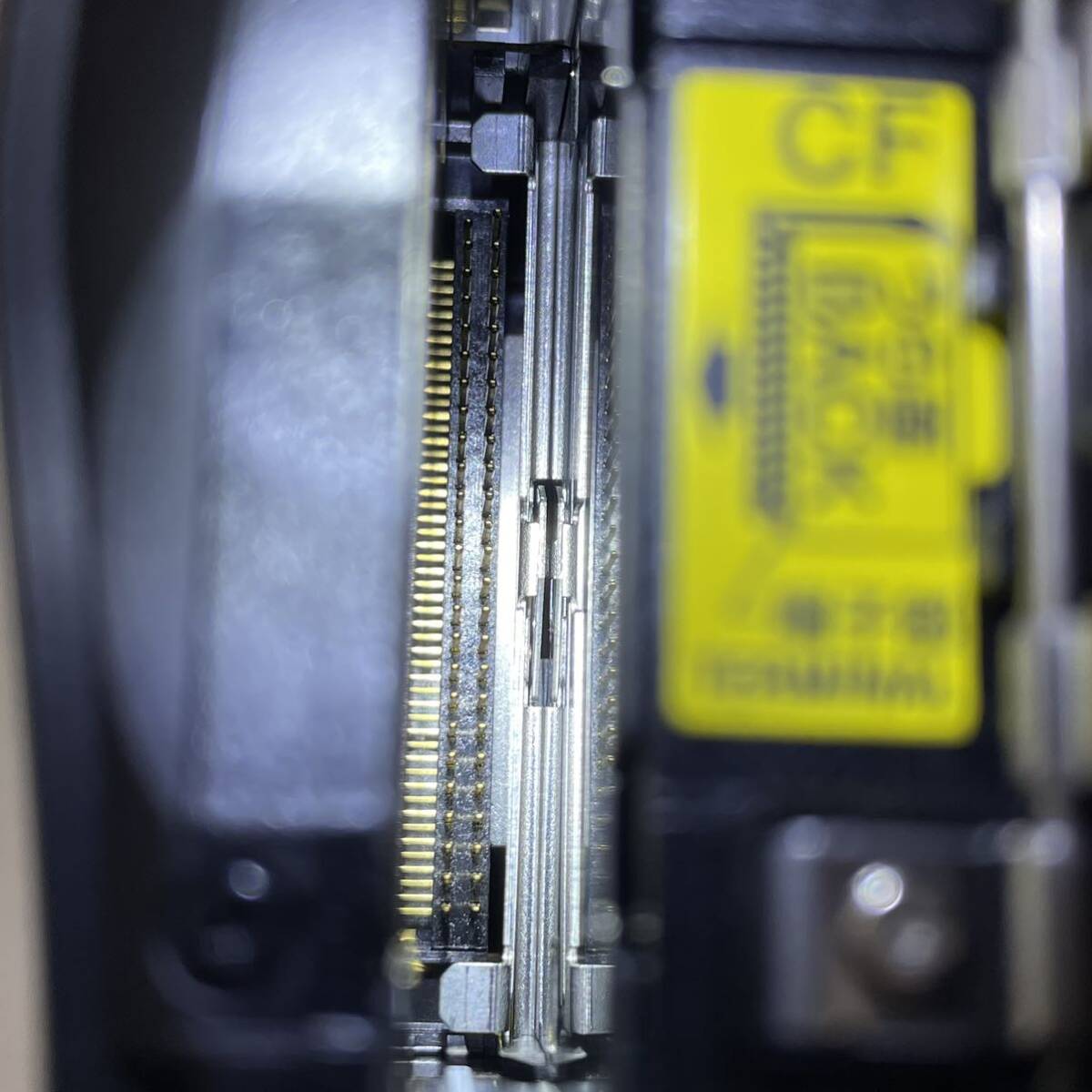 □ SONY α100 DSLR-A100 デジタル一眼レフカメラ ボディ DT 18-200mm F3.5-6.3 レンズ シャッター、フラッシュOK 付属品 ソニー_画像9