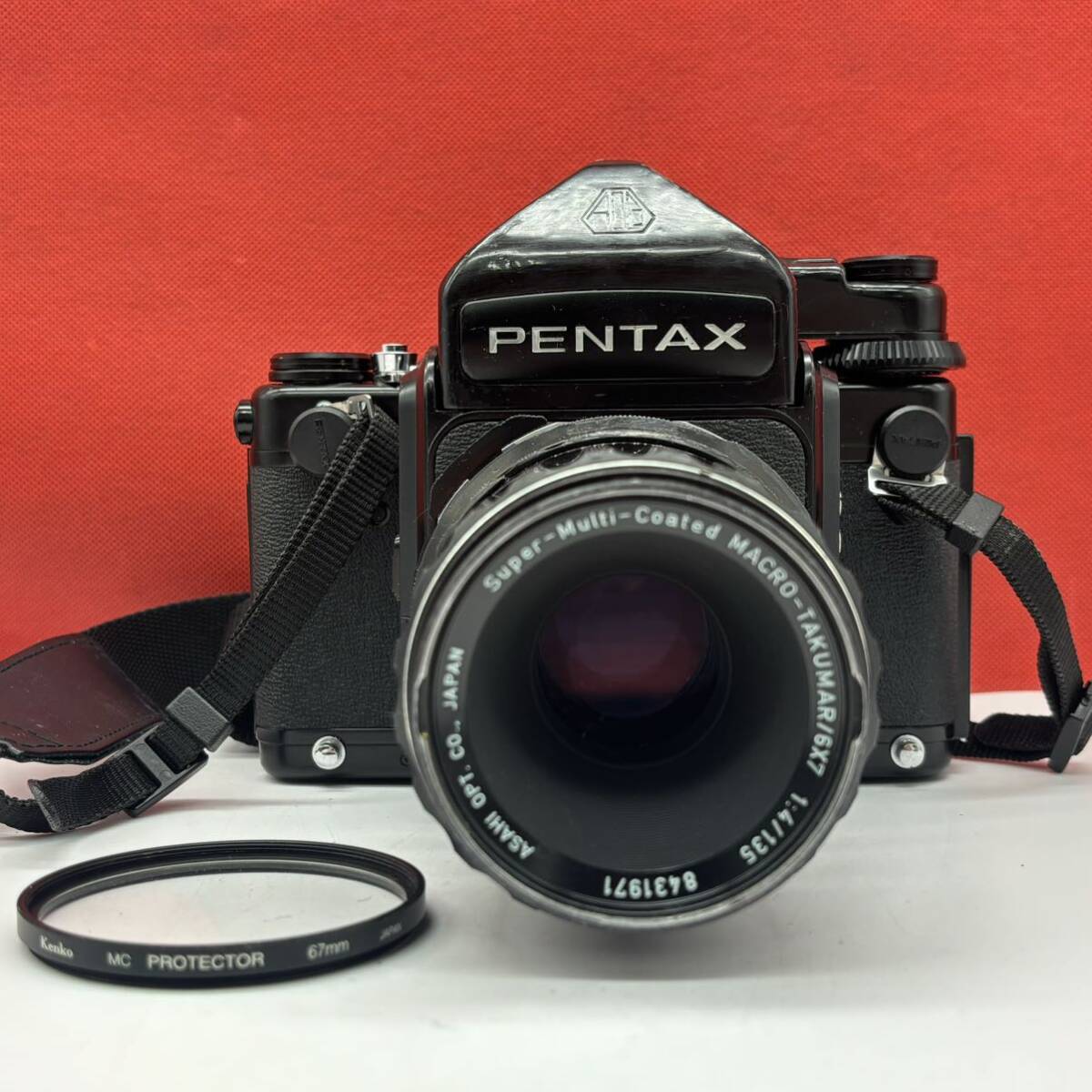 ◆ PENTAX 6×7 中判フィルムカメラ TTLファインダー ボディ MACRO-TAKUMAR/6×7 F4/135 レンズ シャッター、露出計OK ペンタックス_画像1