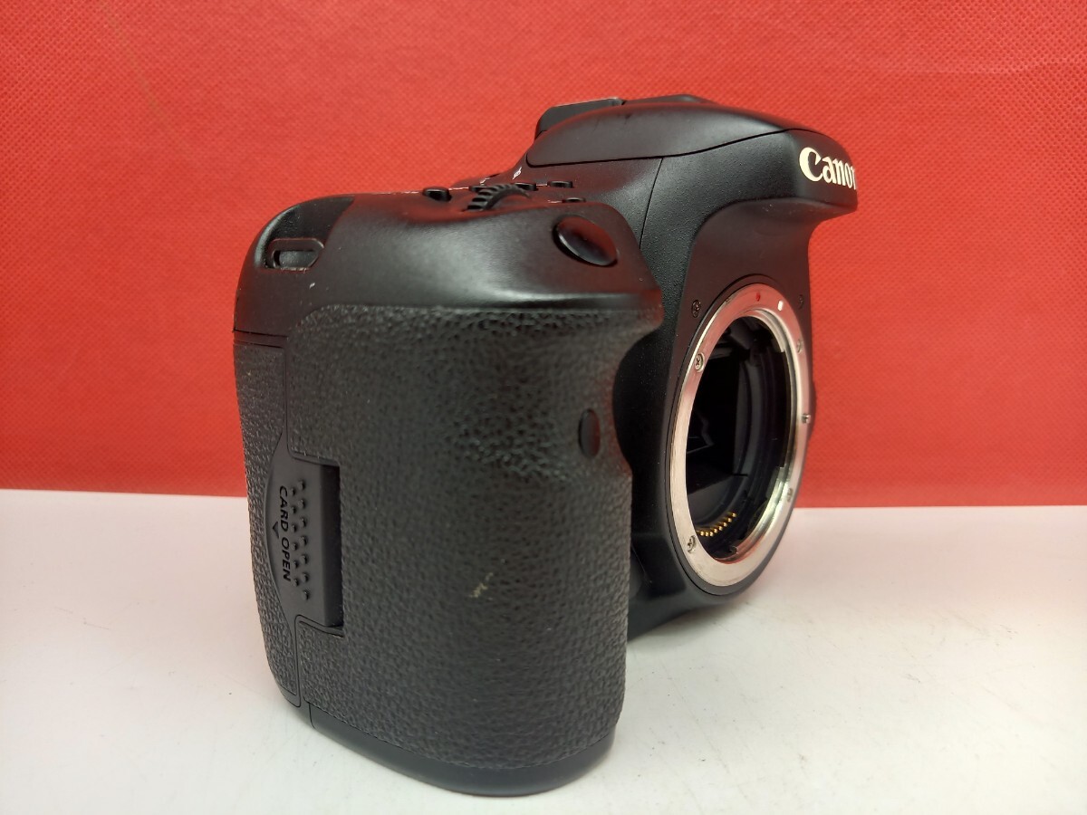 ■ Canon EOS 7D Mark II デジタル一眼レフカメラ ボディ 動作確認済 シャッター、フラッシュOK BATTERY GRIP BG-E16 バッテリー キャノンの画像4