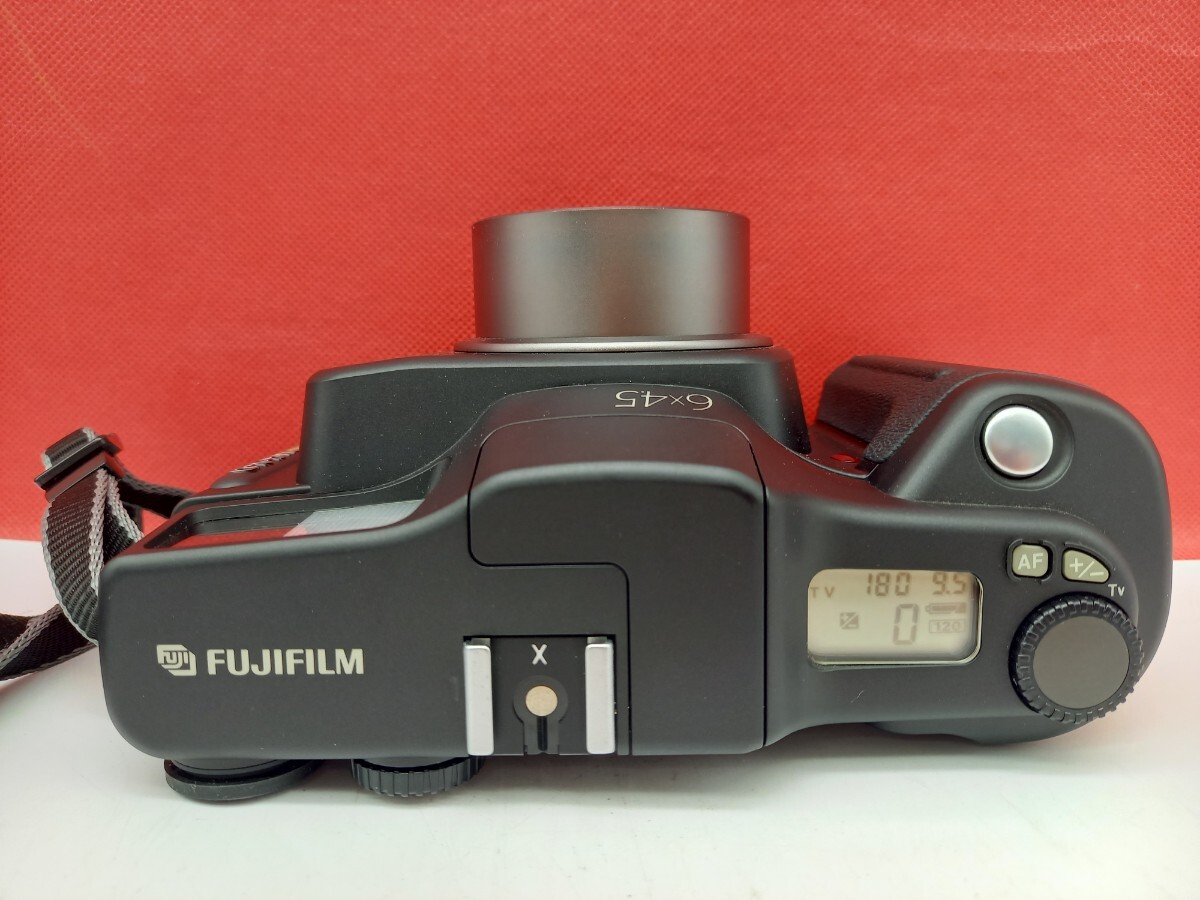 ■ FUJIFILM GA645 Professional 6×4.5 中判フィルムカメラ SUPER-EBC FUJINON F4 60mm シャッター、フラッシュOK 富士 フジフイルム_画像5