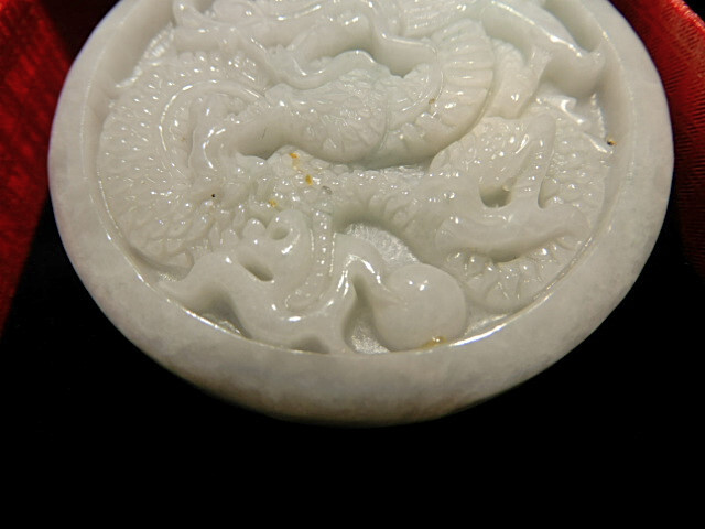 ミャンマー純天然ヒスイＢＤ4345翡翠 「神龍」一級彫品53*6.5mmプレゼント用箱付きの画像4