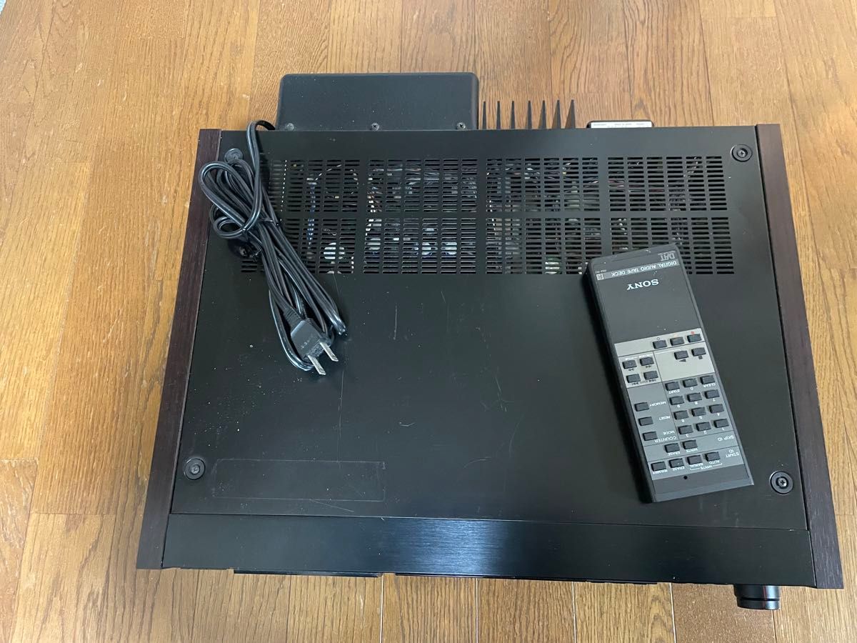 SONY　DAT　DTC-1000ES ジャンク品