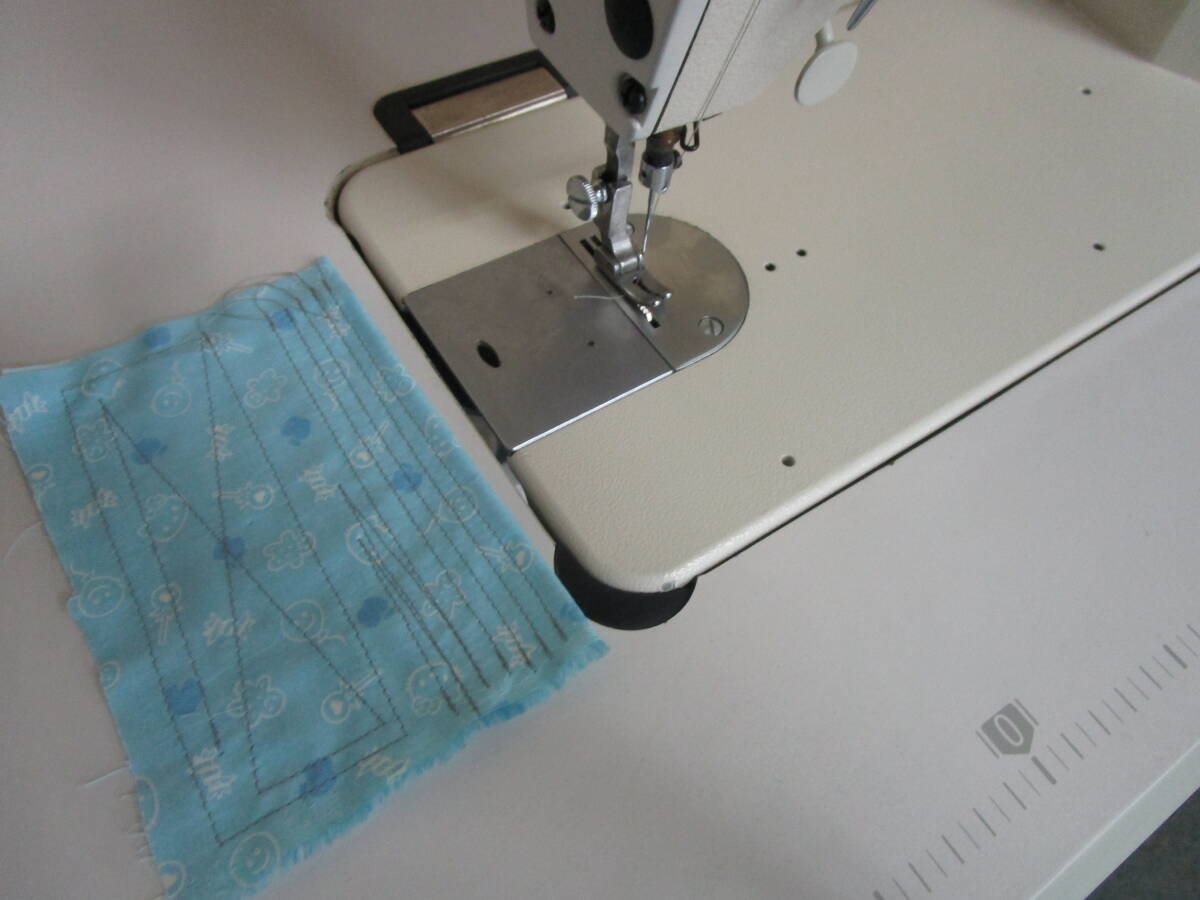 ■工業用ミシン 自動糸切本縫い ＪＵＫＩ ＤＤＬ－５５７０Ｎ ＳＣ－１２０Ｎ １００ＶＳＥＴ③■の画像8