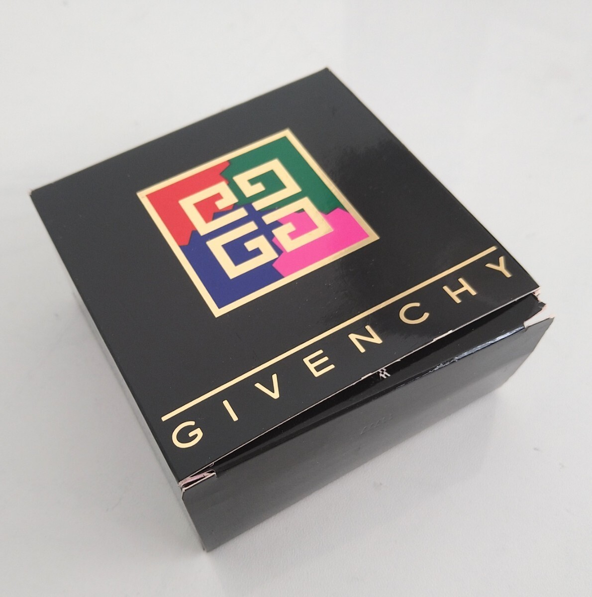 GIVENCHY　ジバンシー　フェイスパウダー　PRISME SOLEIL SUN PRISM 箱入　未使用_画像7