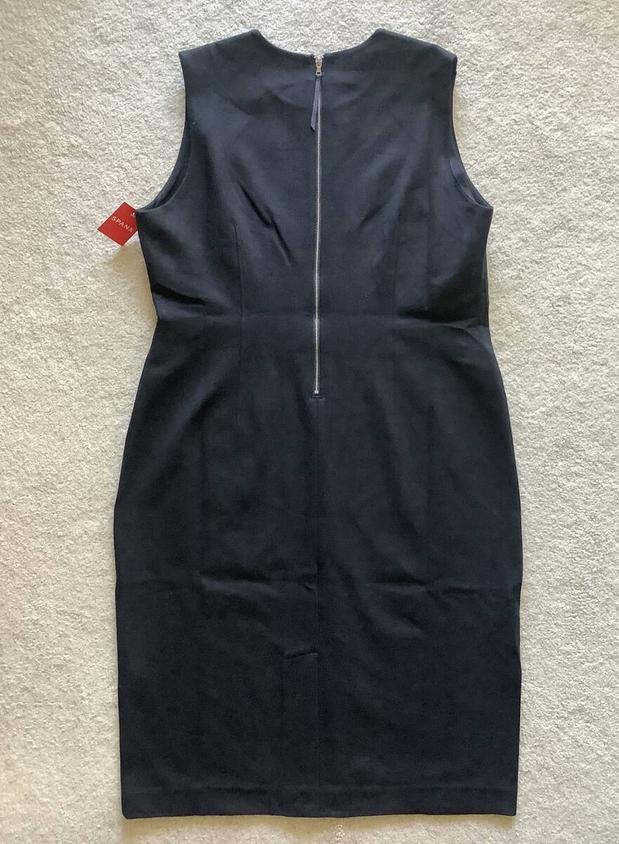 SPANXスパンクス新品XL♪Black Perfect Fitted Dress 黒パーフェクトフィットストレッチワンピース_後ろの平置き画像