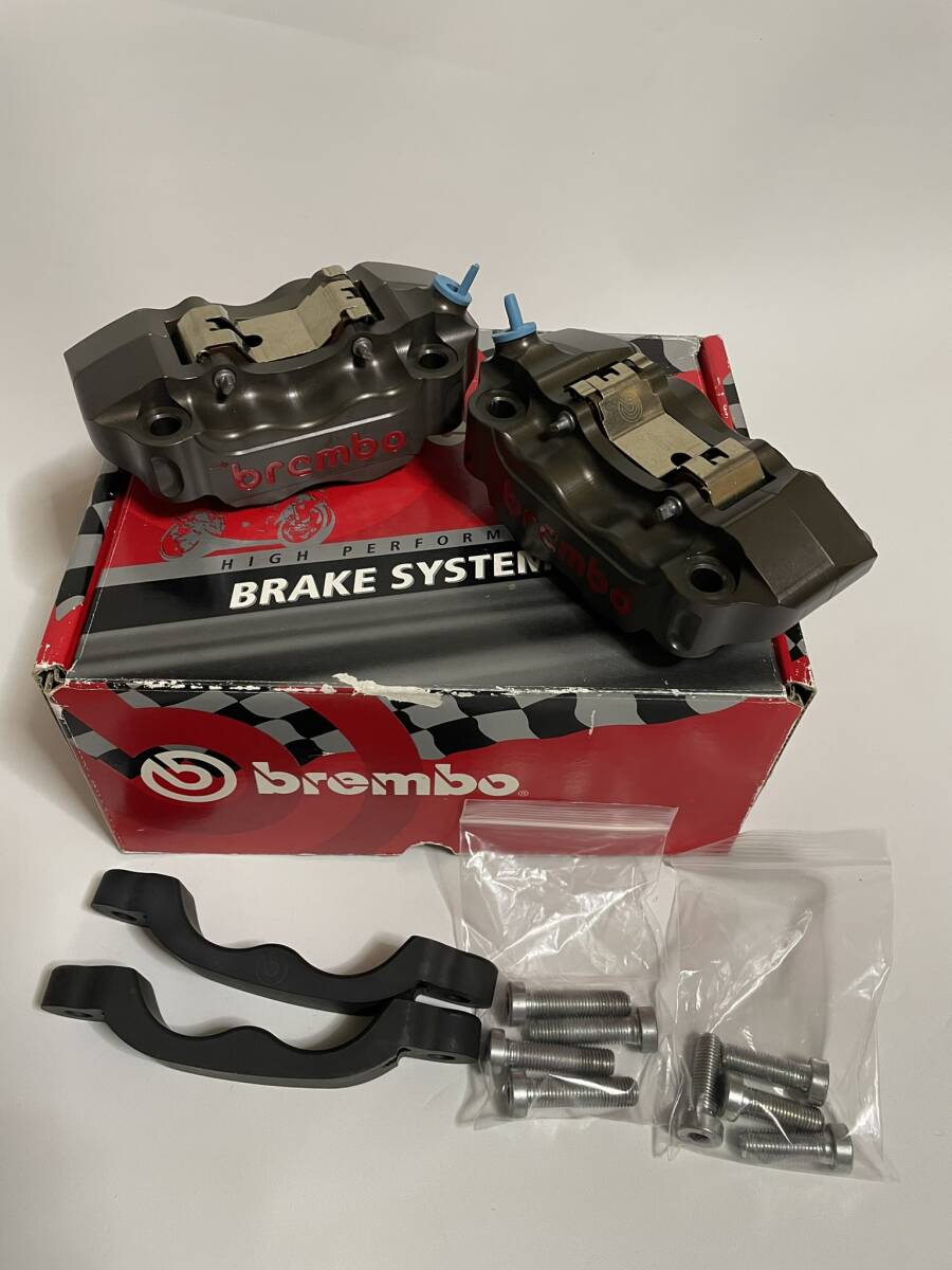 【美品】Brembo（ブレンボ）HPK P4 30/34 CNC アルミ削出し ラジアル 2ピースキャリパー (ペア) ヤマハ 07-14 YZF-R1の画像1