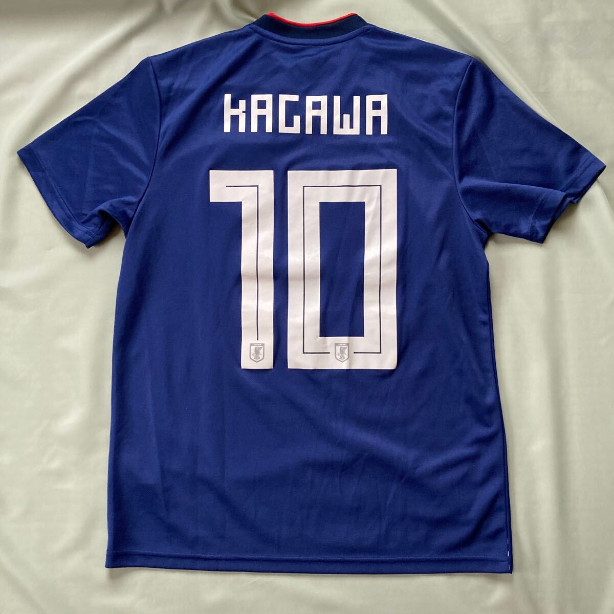 サッカー日本代表 ユニフォーム 2018〜2019古着サイズL背番号10 KAGAWAの画像2