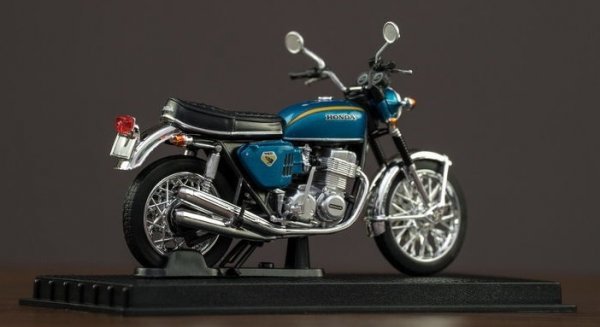 ◆即決◆希少◆台湾セブンイレブン限定商品★ミニカー ホンダ Honda CB750 FOUR 1969 1/24 検索：京商 ミニチャンプスの画像3