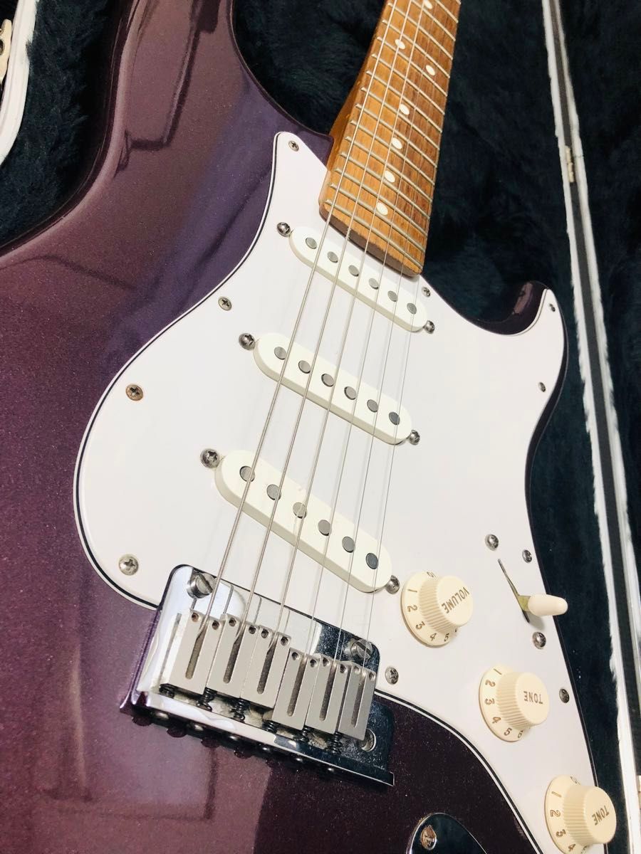 FENDER USA STRATCASTER レアカラー　バーガンディ　パープル　フェンダー