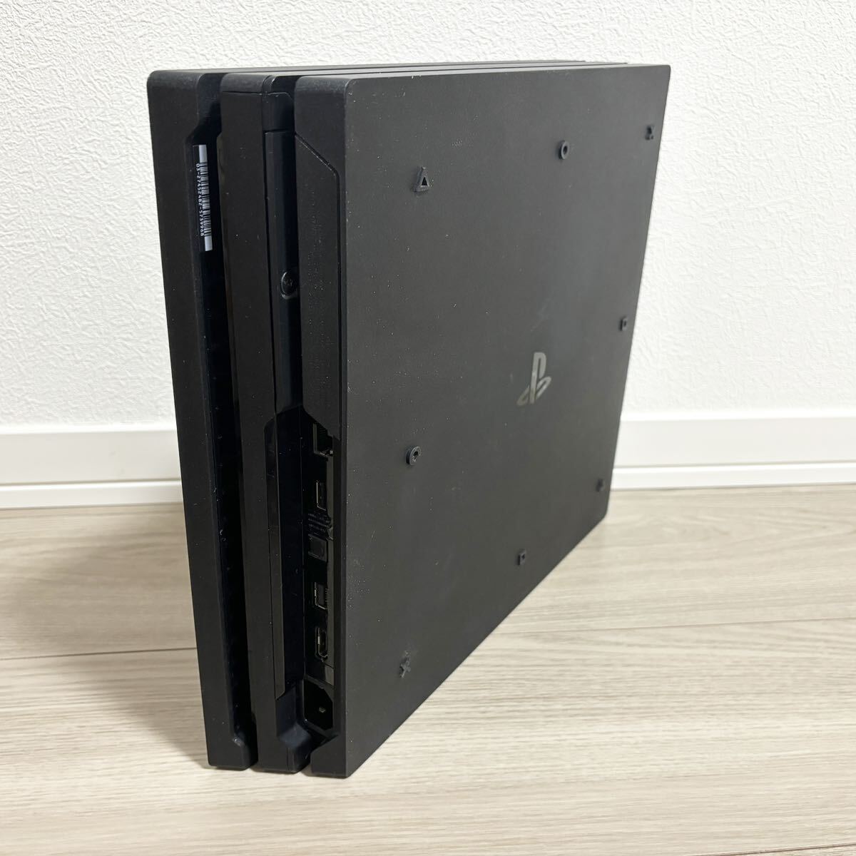 SONY PlayStation 4 PRO CUH-7100B 500GB 動作確認済 ジャンク扱い プレイステーション 4 プレステ4の画像3