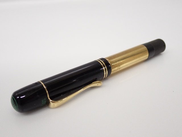 万年筆 PELIKAN ペリカン 1931 Limited Edition ゴールド 吸入式 ペン先18K-750 M(中字) 化粧箱/冊子付 ∩ 6DEBC-67_画像4