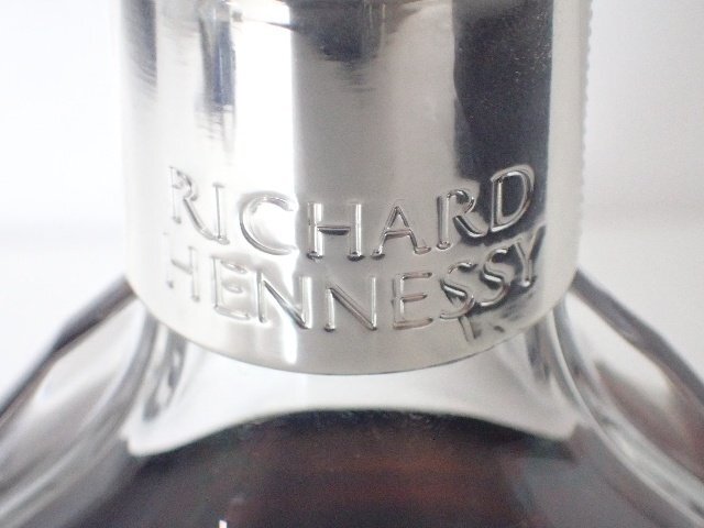 【未開栓】【古酒】Hennessy ヘネシー コニャック ブランデー Richard リシャール 箱付き 700ml 40% ★ 6D248-1の画像5