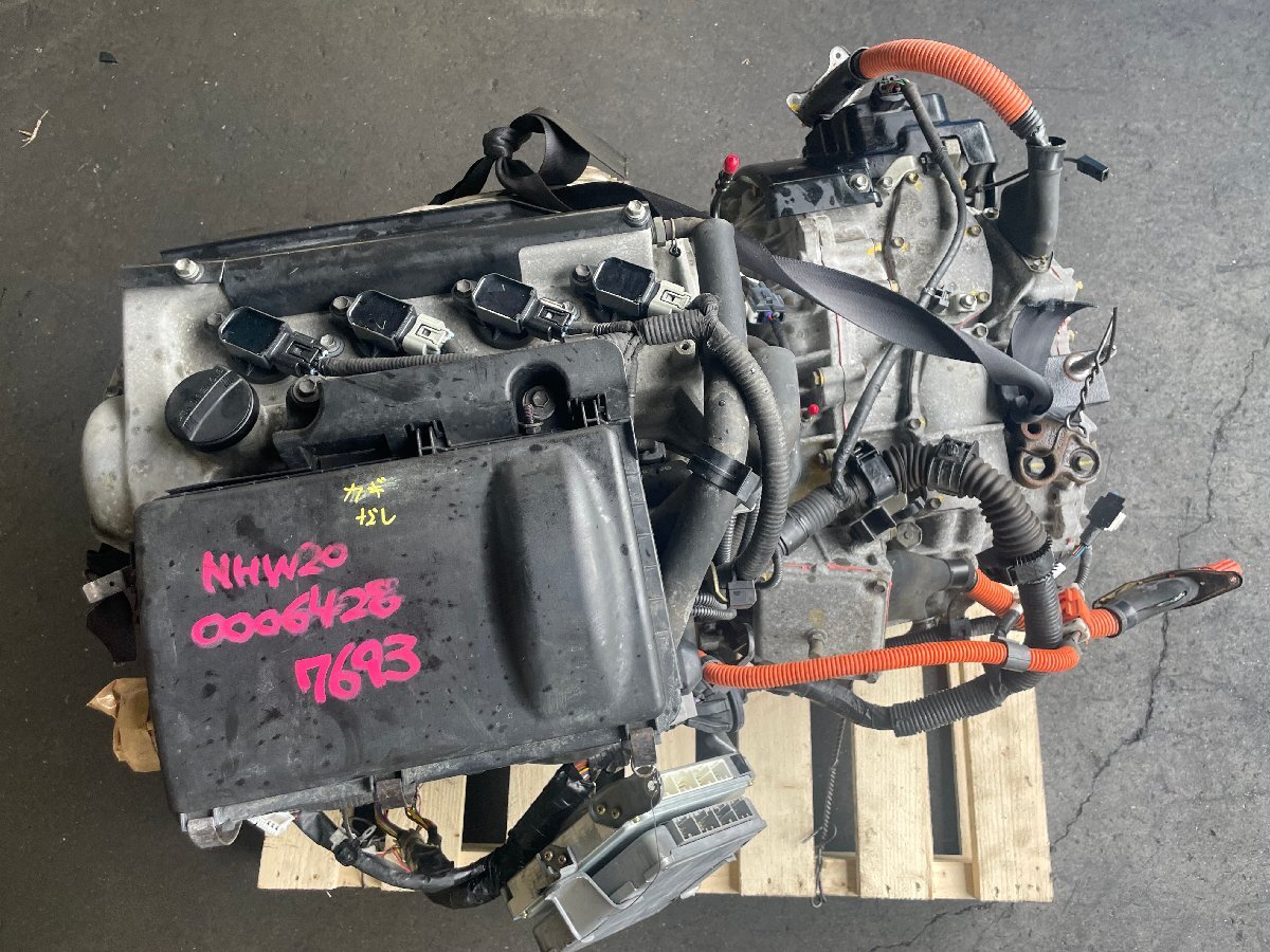 プリウス　ZA-NHW20　1NZFXE　エンジン　ミッション　ECU付き　中古　ジャンク品7693.1-8-1_画像1