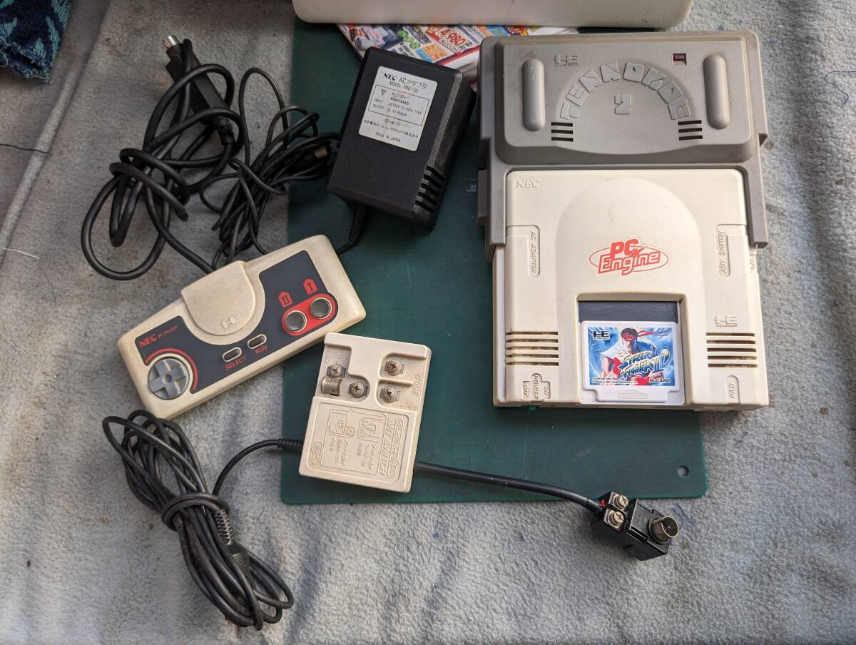 NEC PC Engine PCエンジン PI-TG001 本体 HC66-6 AVブースター コントローラー 電源アダプター レトロゲーム 現状の画像1