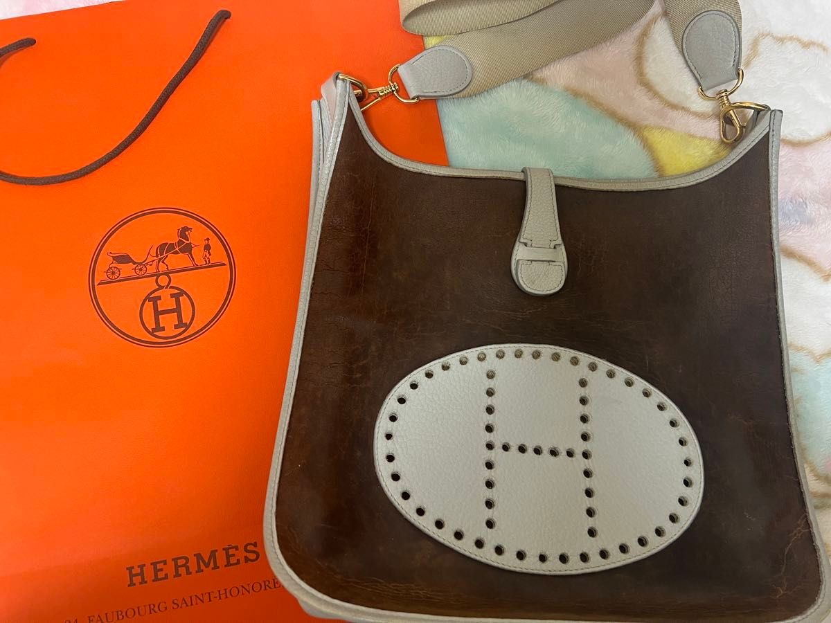 HERMES エルメス エブリン エヴリン レザーショルダーバッグ HERMES エルメス エブリン エヴリン レザーショルダーバッグ
