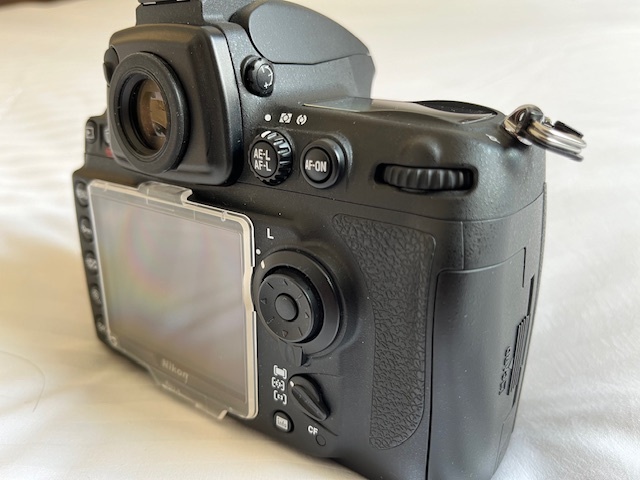 超美品　NIKON ニコン　D700　ボディ　ショット数1950枚　_画像6