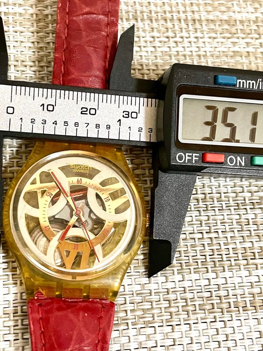 [希少:ヴィンテージ/稼働品]Swatch スウォッチ スケルトン/AG1993/ゴールド/レッド/腕時計