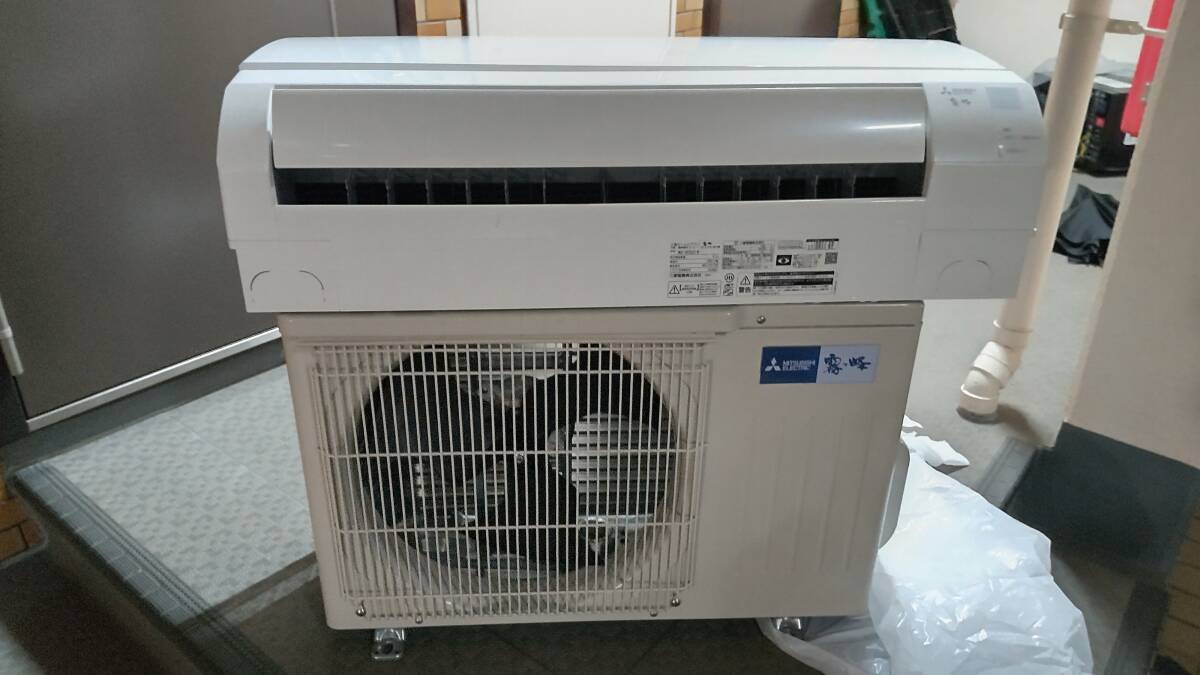 8500円 三菱ルームエアコン MSZ-GV2523-W 2023年式 八畳エアコン 8500円 三菱ルームエアコン MSZ-GV2523-W 2023年式 八畳エアコン