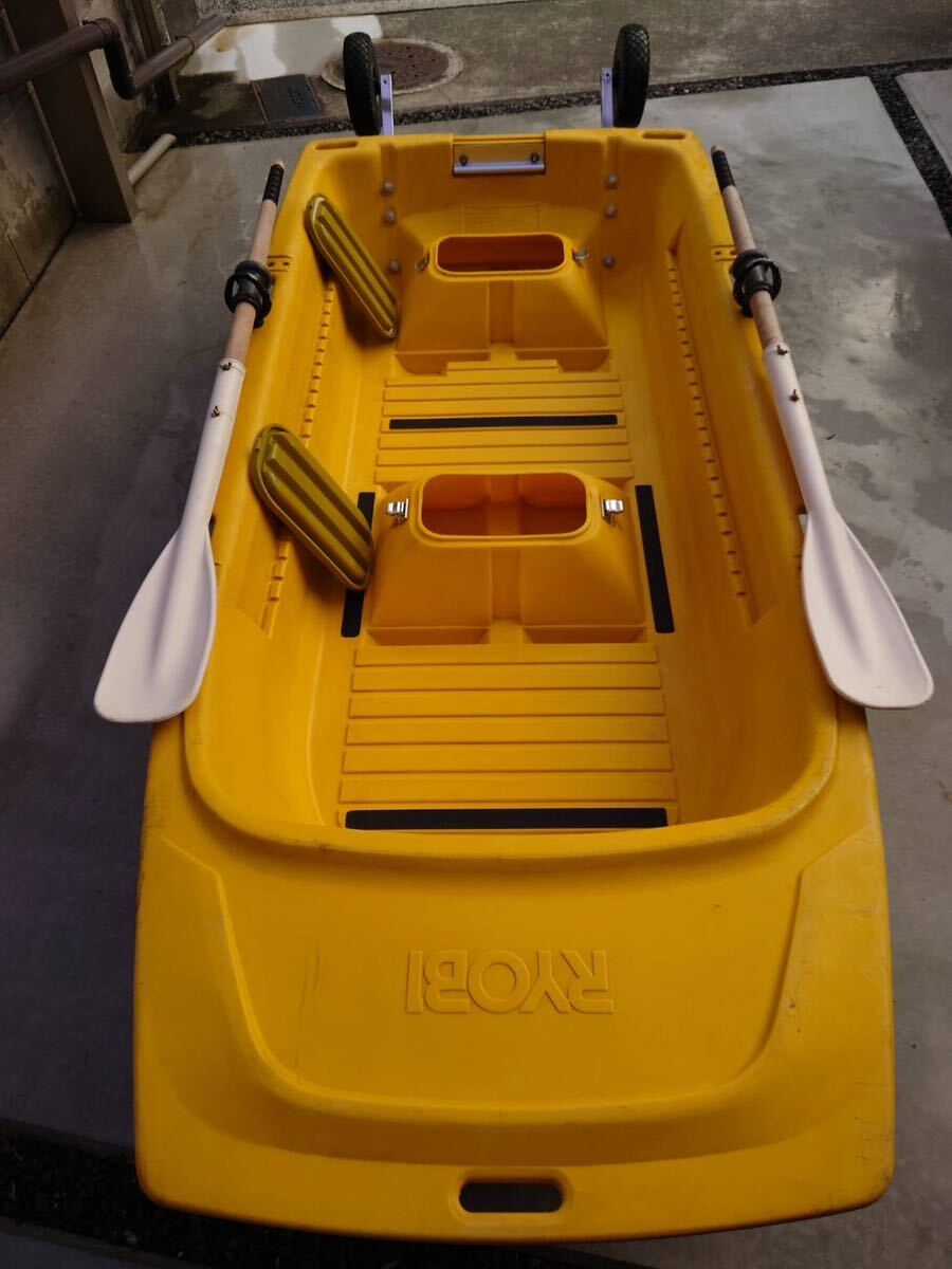 RYOBI BOAT ACE リョービボートエース　定員2人船ボート　イケス　オール　ドーリー付き_画像1