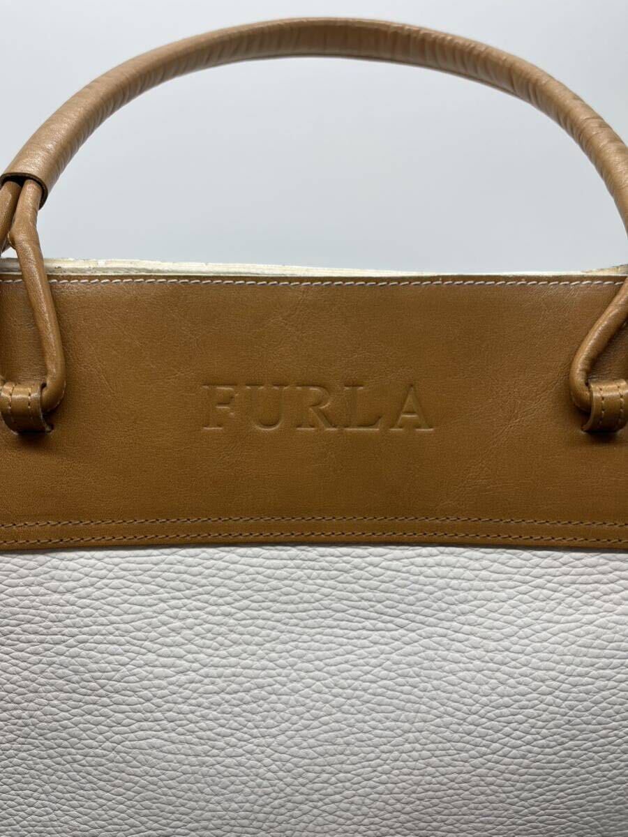 FURLA フルラ ウィメンズ ビジネスバッグ フォーマル トートバッグ シボ革 オールレザー 大容量 ホワイト A4収納 肩掛けの画像6