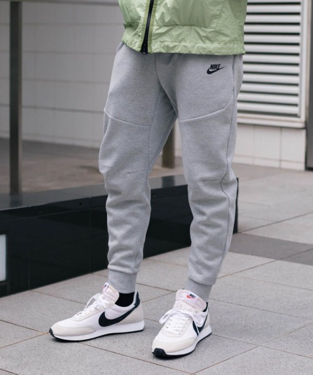 NIKE CU4496-063 2XL 新品 テックフリース グレー NIKE CU4496-063 2XL 新品 テックフリース グレー