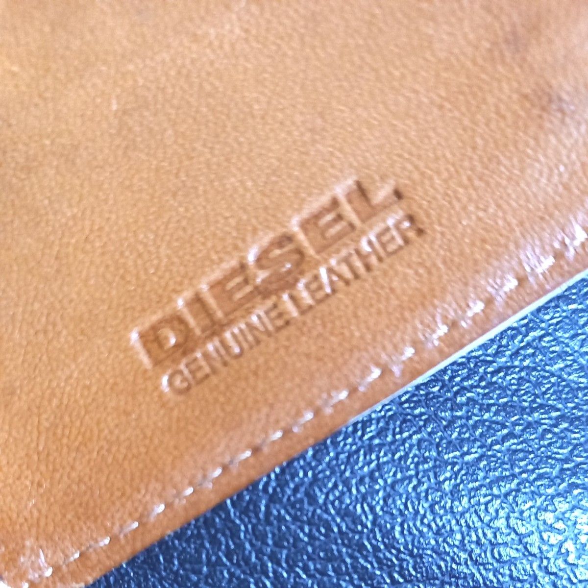 『 DIESEL 』 メンズ  クロコ型押し  長財布   コインケース付き  レザー  アイボリー  【 中古 】