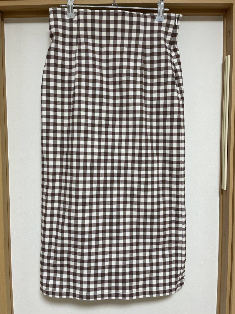 GU　ジーユー　茶のギンガムチェックのスカート　XLサイズ　美品　格安　最終値下げ！_画像1