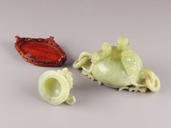 中国古玩 唐物 緑砡石 翡翠 置物 遊環 香炉 時代物 極上品 初だし品 C5790_画像10