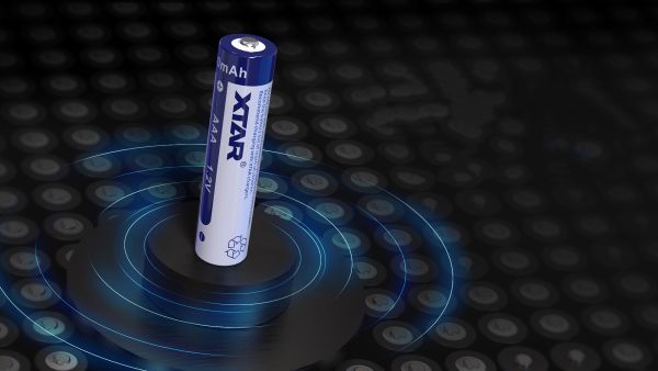 ★XTAR ニッケル水素充電池 AAAタイプ （単四形）900mAh 1.2V 4本セット 専用ケース付 リチャージアブル ニッケル水素 Ni-MH バッテリー ★_XTAR AAA900mAh 1.2V 450mA