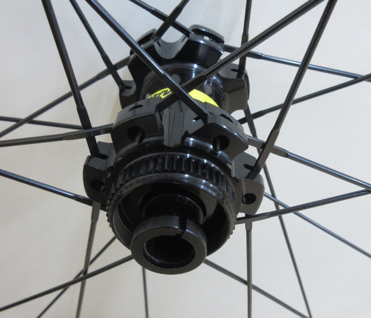 5502円 新品 特価!在庫有 2024 MAVIC マビック AKSIUM Disc 5502円 新品 特価!在庫有 2024 MAVIC マビック AKSIUM Disc