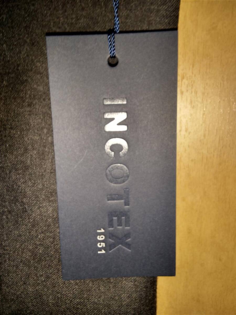 新品未使用★ インコテックス INCOTEX 35型 ノープリーツ スラックス SUPER 100's ウール サキソニー チャコールグレー 46サイズ の画像2