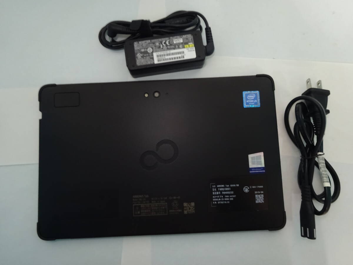 富士通(株) 品名:ARROWS Tab Q508/SB 型名:FARQ18001 CPU:Atom x5-Z8550 1.44GHz 実装RAM:4.00GB eMMC:64GB 付属品:純正アダプター #3の画像8