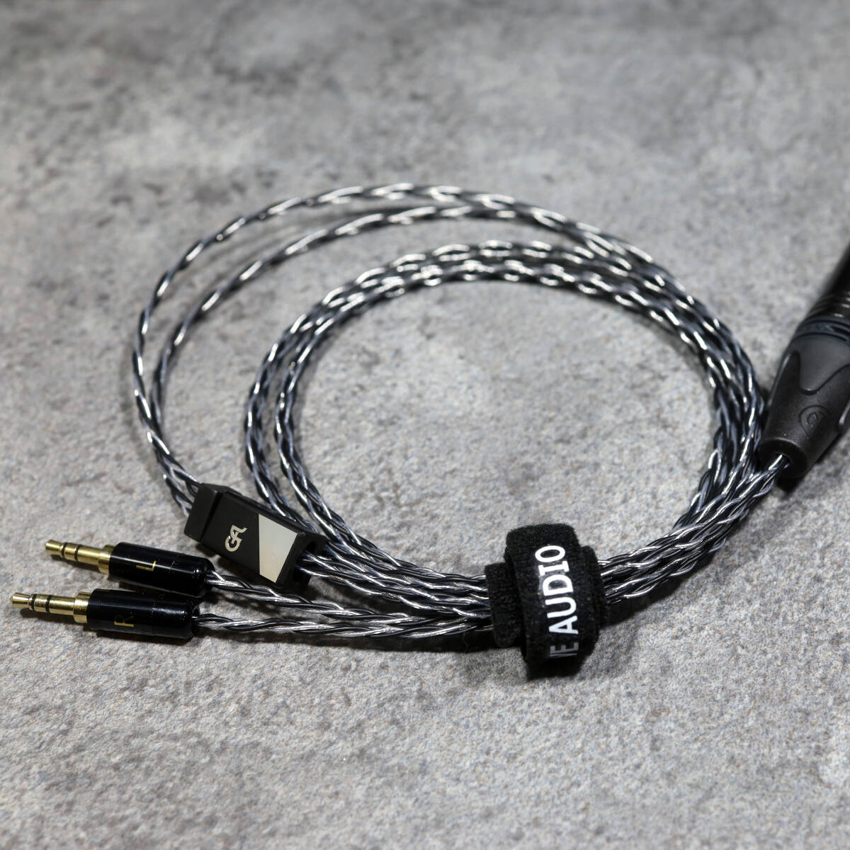 HIFIMAN ヘッドホン用ケーブル OFC+銀メッキOFC 八芯編み込み HIFIMAN ヘッドホン用ケーブル OFC+銀メッキOFC 八芯編み込み