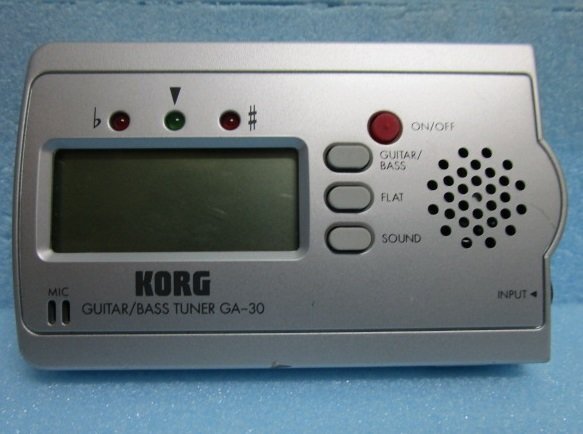 ◎ GUITAR/BASS TUNER (GA-30)　KORG(コルグ)付属品無し　発送現物画像　①　音階チューニング機_画像1