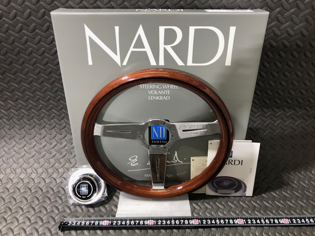 栃木発 ￥送料一律￥ NARDI ナルディー クラシック ウッド ポリッシュスポーク 330mm N100 検）33Φ ウット パイ モモ ステアリング MOMO_画像2