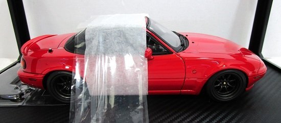 ■ignition model 1/18 Mazda Eunos Roadster (NA) Red マツダ ユーノスロードスター イグニッションモデル ミニカーの画像6